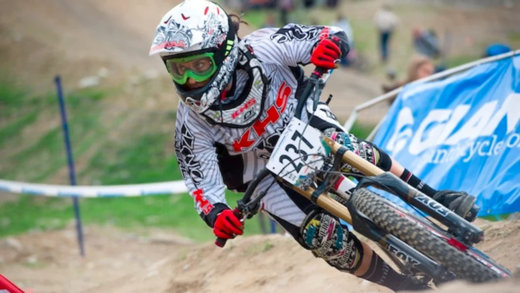 How Melissa Downhill Went Viral