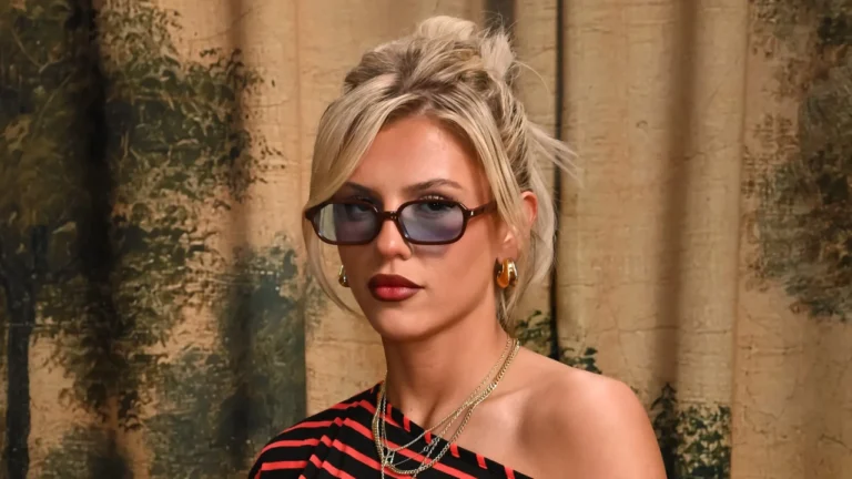 Skye Newman Net Worth