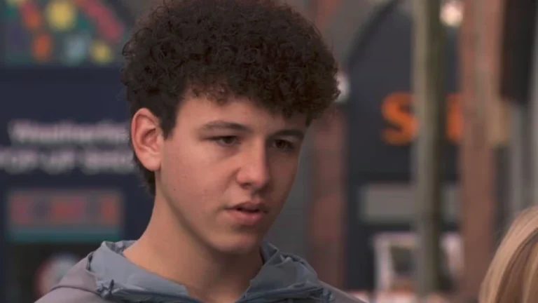 Lucas Hodgson Wale Age